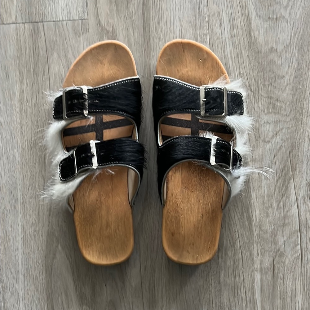 Black and White Fur Buckle Sandals